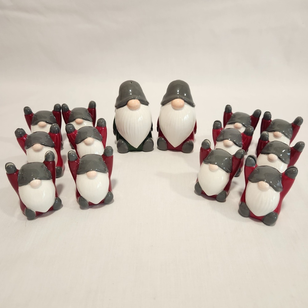 Pottery Barn Gnome Salt & Pepper Shakers +‎ 12 Place Card Holders